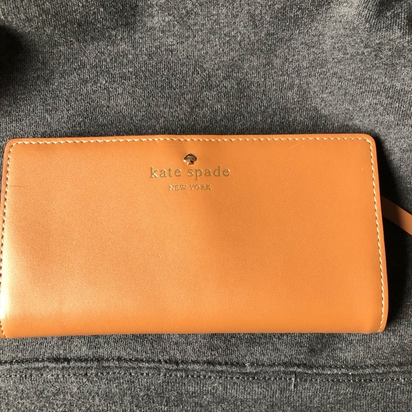 Kate Spade wallet - Picture 5 of 7